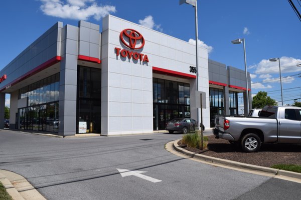DARCARS 355 TOYOTA OF ROCKVILLE - Updated November 2025 - 34 Photos ...