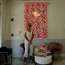 Oasis Nails & Day Spa - Judith at Nail Salon