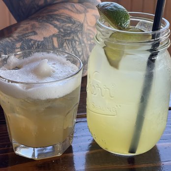 Sully's Pub & Grill - Whiskey sour and jalapeño margarita - Pubs Near Me - Star, Idaho