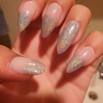 Ocean Nails & Spa - The 'better' hand, less spotty but you can also see that the chrome was spotty. - Nail Salons Near Me - Goleta, California