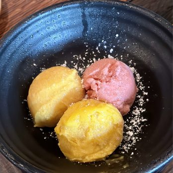 Parche - Trio sorbetto. Photo by @martiwantsmore - Colombian Near Me - Oakland, California Parche - Trio sorbetto. Photo by @martiwantsmore - Colombian Near Me - Oakland, California