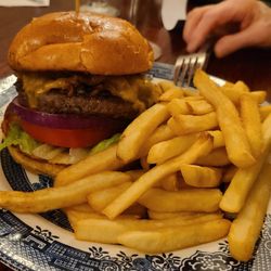 The Broken Inn - Broken Inn Burger. Decent, fries average.