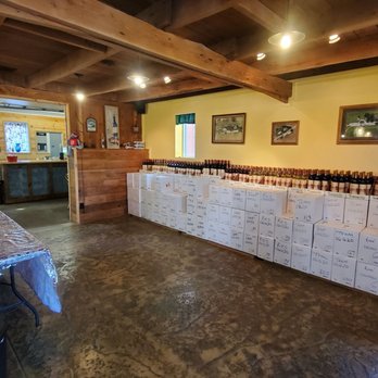 Carpenter Creek Cellars - Wineries Near Me - Remington, Indiana