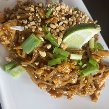 Rajanee Thai Haleiwa - Country pad Thai - Thai Near Me - Haleiwa, Hawaii Rajanee Thai Haleiwa - Country pad Thai - Thai Near Me - Haleiwa, Hawaii