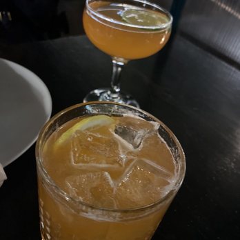 Annette - Peach and blossom drink - Wine Bars Near Me - Aurora, Colorado