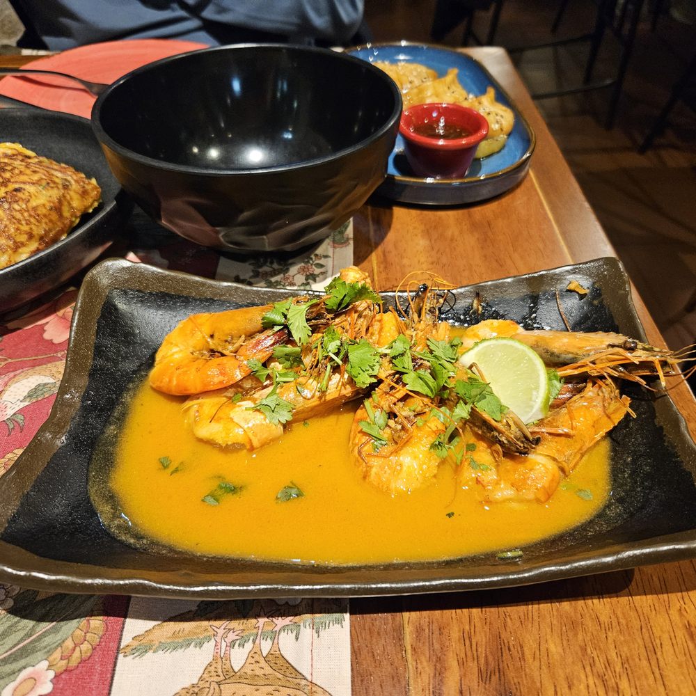 Tapabento - tiger shrimp sauteed with garlic (€27.90) - Portuguese Near Me - Porto, 13 Tapabento - tiger shrimp sauteed with garlic (€27.90) - Portuguese Near Me - Porto, 13