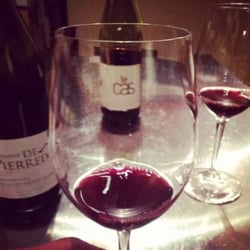 Vineyard Gate - A little wine tasting!