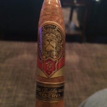 Casa de Montecristo - Padilla Reserva - Tobacco Shops Near Me - Houston, Texas Casa de Montecristo - Padilla Reserva - Tobacco Shops Near Me - Houston, Texas