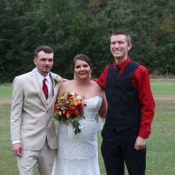 Event Maestro Entertainment - DJ Sonus with the happy couple!