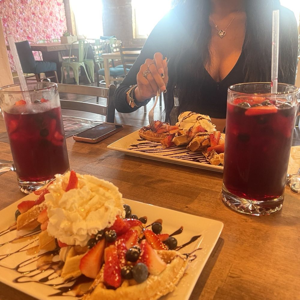 Dolci Chocolatte Cafe - Hibiscus Lemonade was so good! - Breakfast & Brunch Near Me - Forest Park, Illinois Dolci Chocolatte Cafe - Hibiscus Lemonade was so good! - Breakfast & Brunch Near Me - Forest Park, Illinois