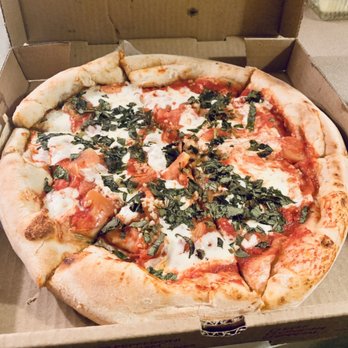 Robertos Pizza - Margharita Pizza 12" - Pizza Near Me - Harrisburg, Pennsylvania