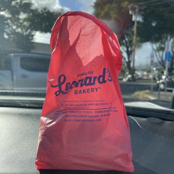 Leonard's Bakery - Bakeries Near Me - Honolulu, Hawaii