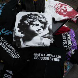 Shoehabit - Merch