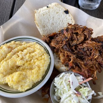 Southern Craft BBQ - Grits, Pulled Pork Sandwich - Barbeque Near Me - Bristol, Virginia Southern Craft BBQ - Grits, Pulled Pork Sandwich - Barbeque Near Me - Bristol, Virginia