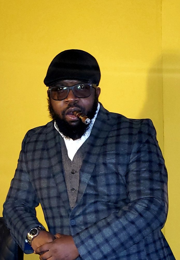 IXQUISITE CIGAR LOUNGE Updated September 2024 120 E Baltimore Ave