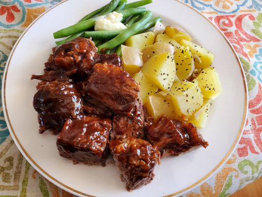 R & R Family Kitchen. Tucson's Premier Bar-B-Que, Breakfast and Catering Service Company by null