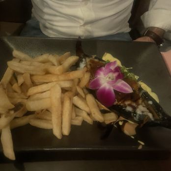 Made in Miami Bar & Bistro - Canoa vieja - Tapas Bars Near Me - Clifton, New Jersey