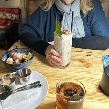 El Batey - Puerto Rican Near Me - Milwaukee, Wisconsin