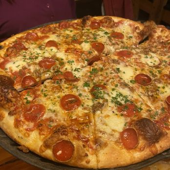 Moose's Tooth - El Niño - Pizza Near Me - Anchorage, Alaska