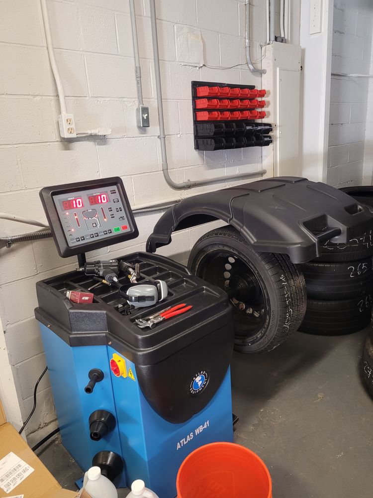 JT EXPRESS TIRE Updated August 2024 Request a Quote 13 Photos