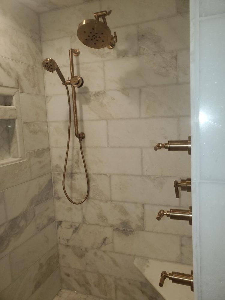 Slide of Reyes Plumbing and Contracting