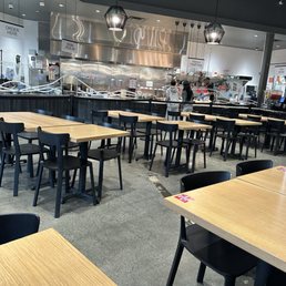 Indoor, order and sit
