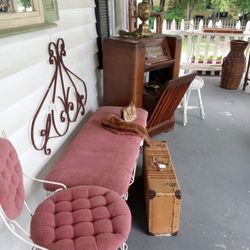 Vintage bench & chair.  Great for a ladies room.