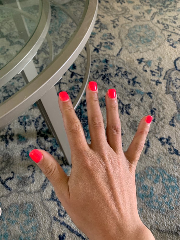 BLACK AND WHITE NAIL SALON Updated September 2024 42 Photos & 33 Reviews 4200 Airline Dr