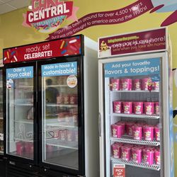 Menchie's Frozen Yogurt