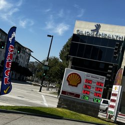 Shell Gas Station