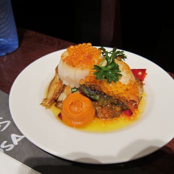 Lonja de Tapas - scallops with asparagus and peppers - Tapas Bars Near Me - Barcelona, B