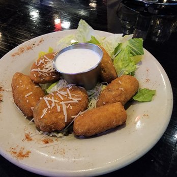 Brooklyn Heights Pizzeria - Poppers - Pizza Near Me - Austin, Texas Brooklyn Heights Pizzeria - Poppers - Pizza Near Me - Austin, Texas