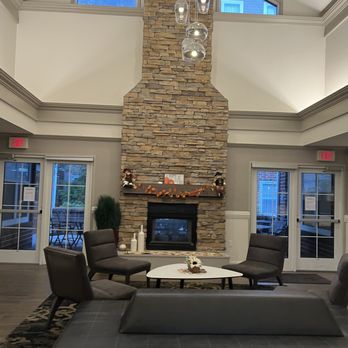 Residence Inn by Marriott Poughkeepsie - Lobby - Hotels Near Me - Poughkeepsie, New York