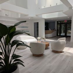 Totality Medispa - Amazing lobby