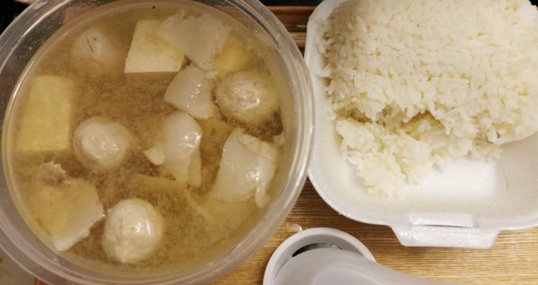 正文志记猪什汤大王 Cheng Mun Chee Kee Pig Organ Soup by null