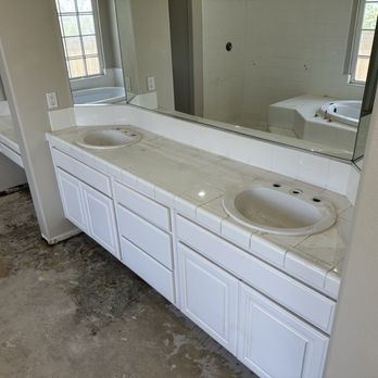 Cal West Reglazing - Before - Refinishing Services Near Me Cal West Reglazing - Before - Refinishing Services Near Me