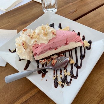 Colton's Social House - Neopolitan Cake - New American Near Me - Clovis, California