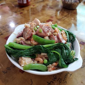 Happy Garden Palace - Mixed meat pan fried noodles - Chinese Near Me - New York, New York