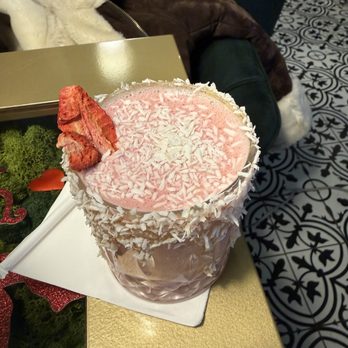 Sahola Cafe & Coffee - Coco Berry Kiss - Coffee & Tea Near Me - New York, New York