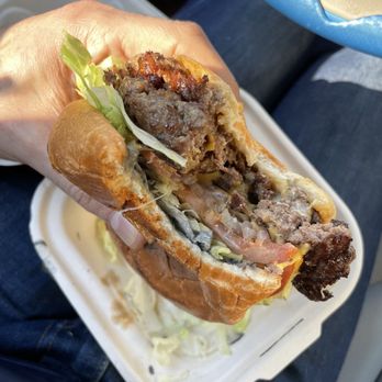Smasherz - Smasherz burger - Food Trucks Near Me - Millbrae, California Smasherz - Smasherz burger - Food Trucks Near Me - Millbrae, California