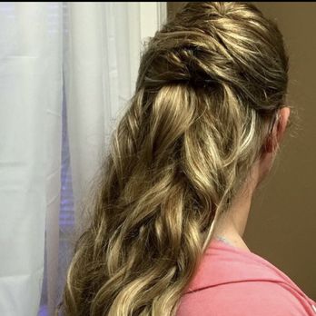 Kem's Looking Glass Salon - Hair by Kem - Hair Salons Near Me - Durham, North Carolina