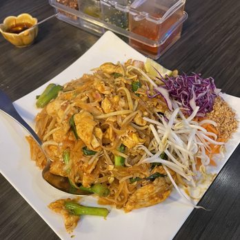 Thai Thyme - Chicken pad Thai - Thai Near Me - Monrovia, California Thai Thyme - Chicken pad Thai - Thai Near Me - Monrovia, California