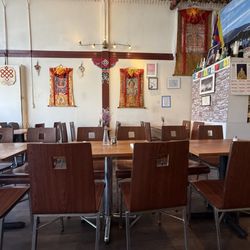 Cafe Tibet - Vegan Restaurant - Photo 5: Interior