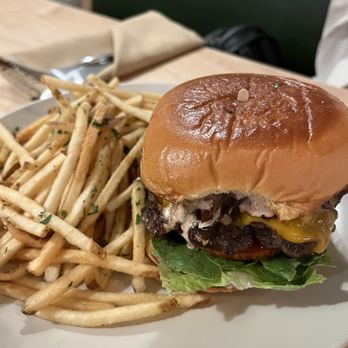 Native Fields - Grass-Fed Beef Burger - New American Near Me - Walnut, California Native Fields - Grass-Fed Beef Burger - New American Near Me - Walnut, California