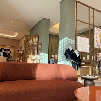 Hermès - Women's Clothing Near Me - San Diego, California Hermès - Women's Clothing Near Me - San Diego, California