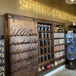 Spring Street Cigars - Pipes and accessories.