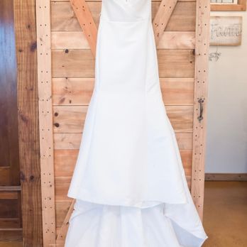 JM Prosperity Farm Rustic Barn Venue - A view into the bridal suite. - Venues & Event Spaces Near Me - Argyle, Texas