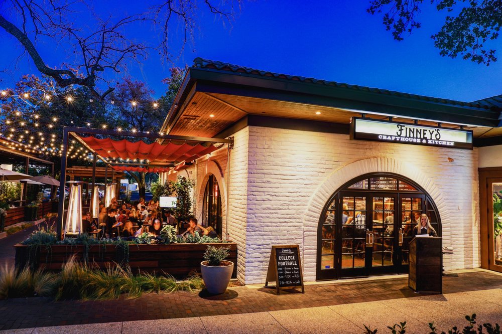 Finney's Crafthouse - Westlake Village