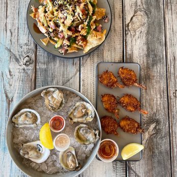 Point Lobster - Tuna nachos, oysters (6) and coconut shrimp - Seafood Markets Near Me - Point Pleasant Beach, New Jersey