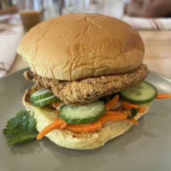 Beautiful Day - Fried Chicken Banh Mi - Breakfast & Brunch Near Me - La Quinta, California Beautiful Day - Fried Chicken Banh Mi - Breakfast & Brunch Near Me - La Quinta, California